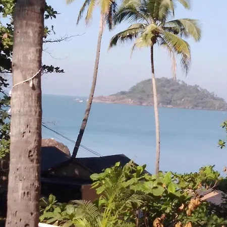 Moksha - Cottages Colomb